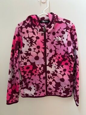 The North Face Kids Floral Fleece Jacket in Pink and Burgundy Floral